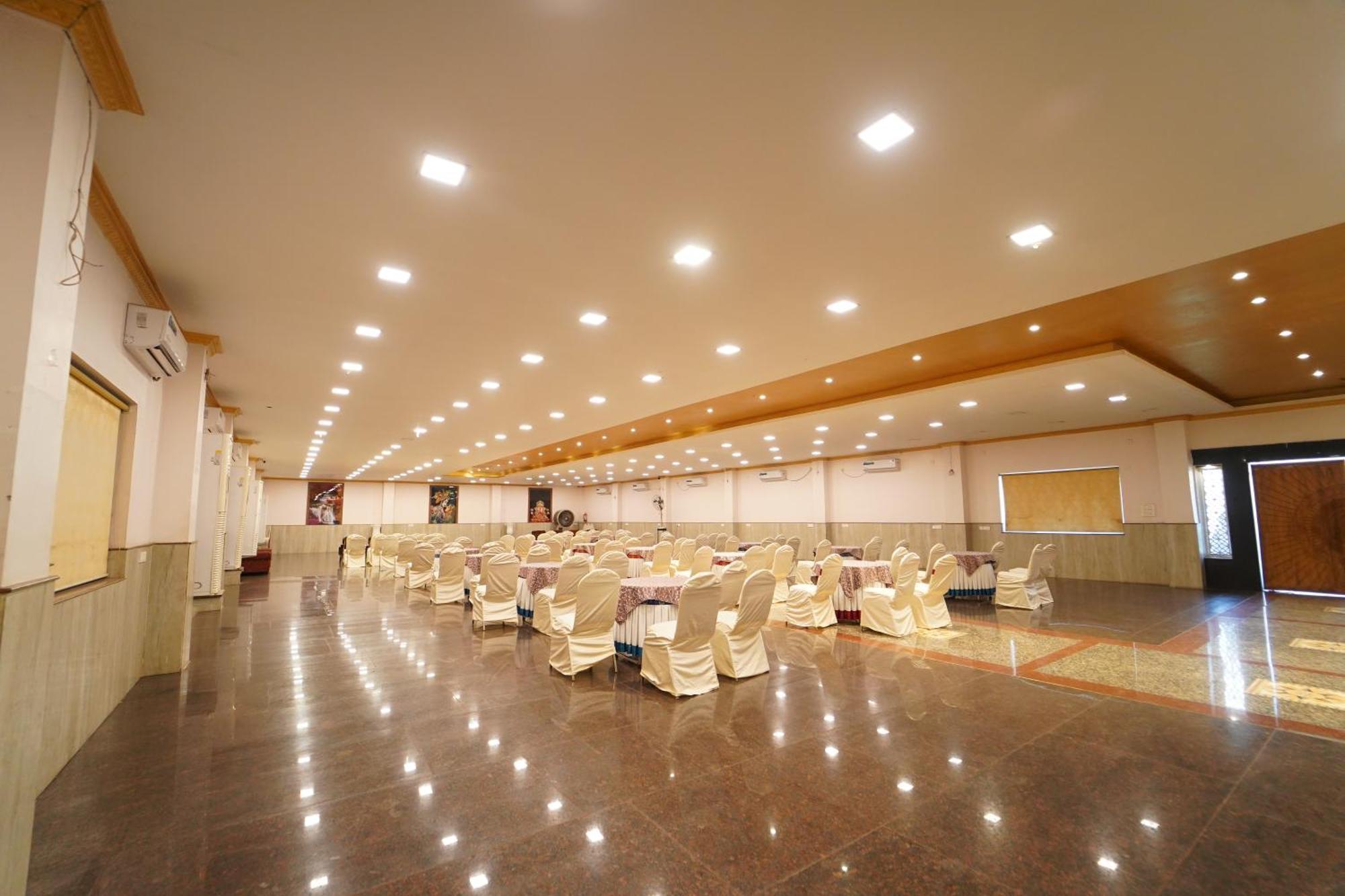 Hotel Ananta Sayana Bhubaneswar Buitenkant foto