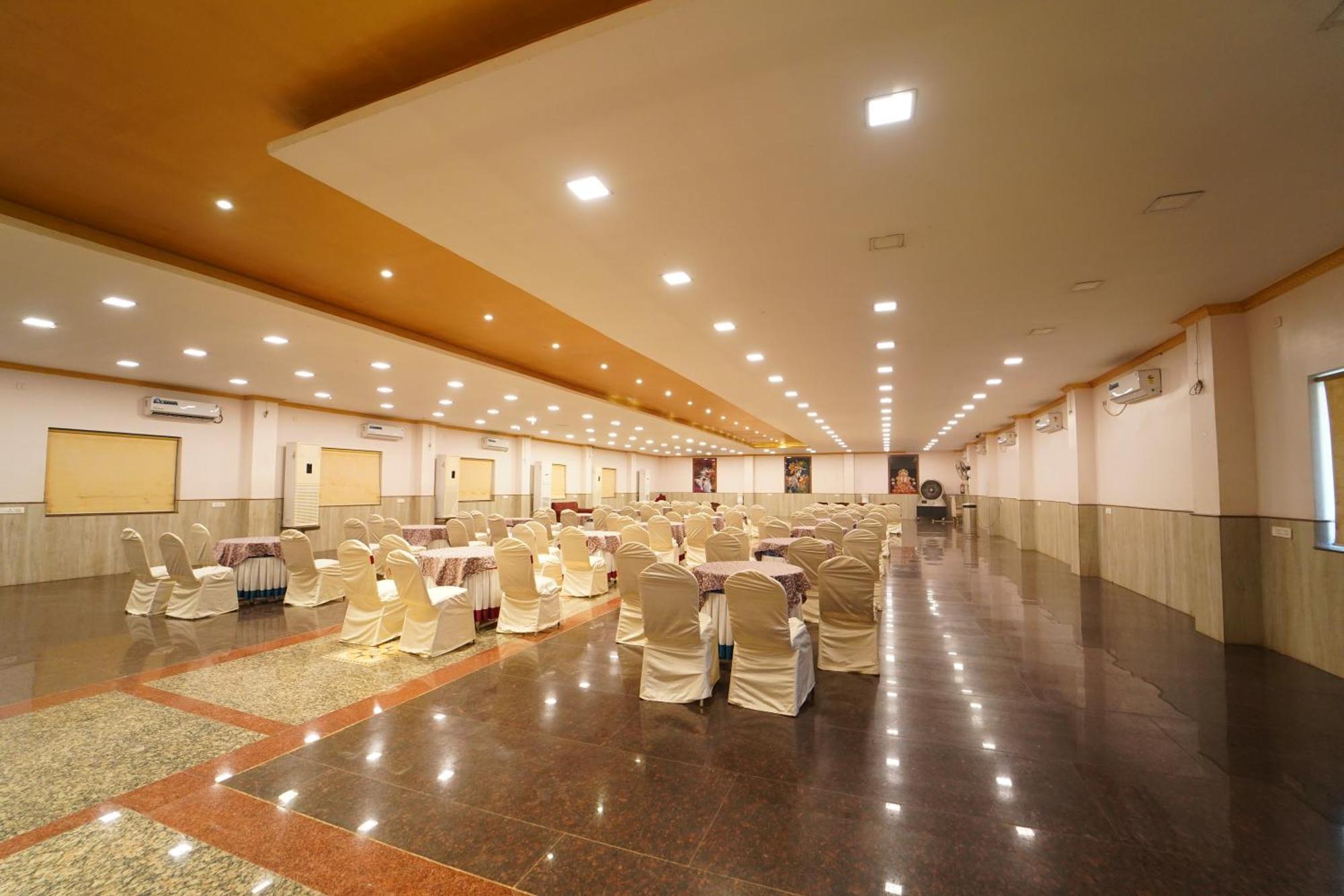 Hotel Ananta Sayana Bhubaneswar Buitenkant foto